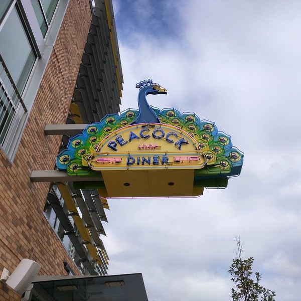 Foto tirada no(a) The Peacock Loop Diner por Photo L. em 9/26/2015