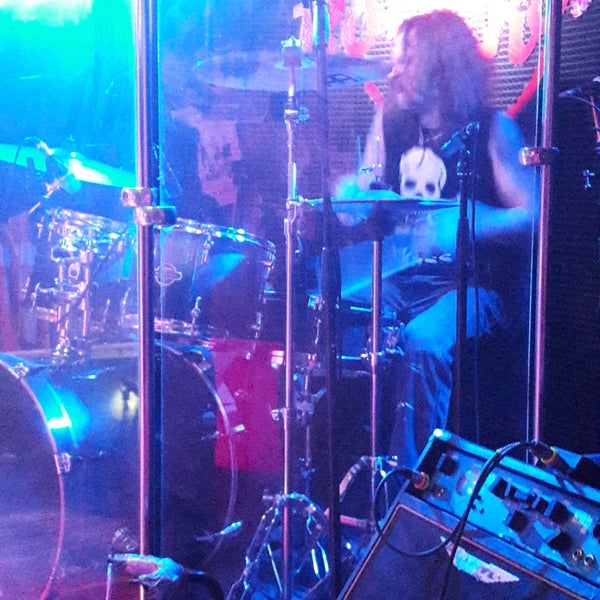 Настойчивый рок бар просп победы 209б фото Photos at rock'n'roll music bar - просп. Ленина, 11