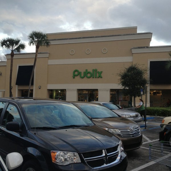 Publix Grocery Store in Boca Raton