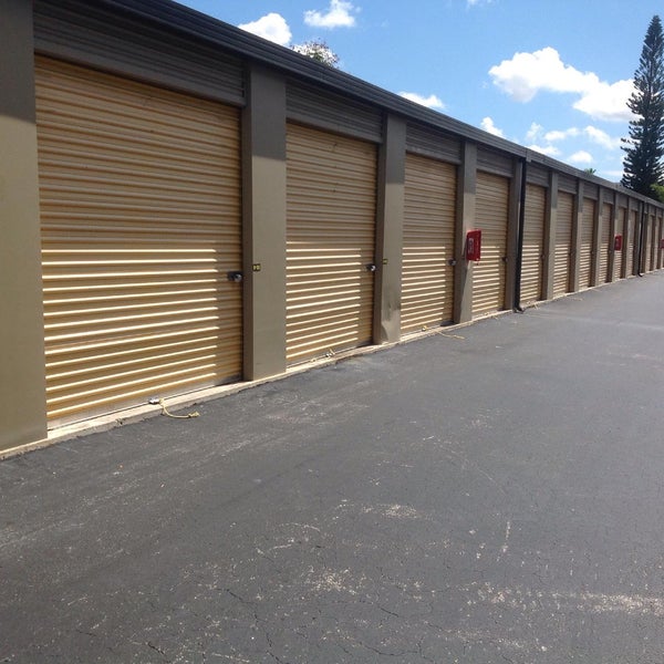 Life Storage Storage Facility in Boca Raton