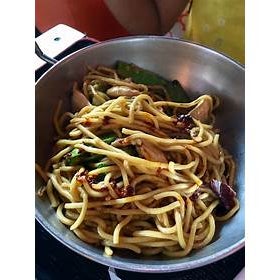 Foto tirada no(a) Ohho Noodles Market por Business o. em 9/27/2019
