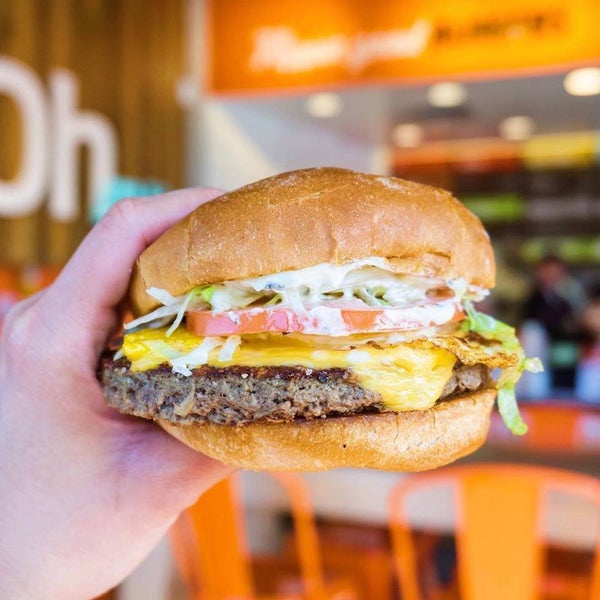 Das Foto wurde bei My Burger von Business o. am 9/18/2019 aufgenommen