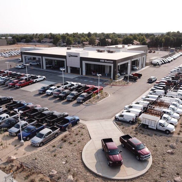 Hunter Dodge And Chrysler Car Dealership in Lancaster