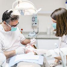 2/17/2020にBusiness o.がClínica Dental Garrafで撮った写真