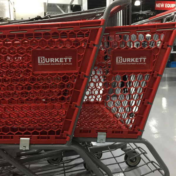 รูปภาพถ่ายที่ Burkett Restaurant Equipment and Supplies โดย Business o. เมื่อ 7/23/2019