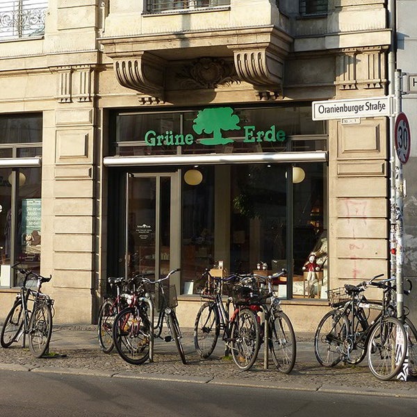 Foto tomada en Grüne Erde Store Berlin  por Business o. el 4/24/2019