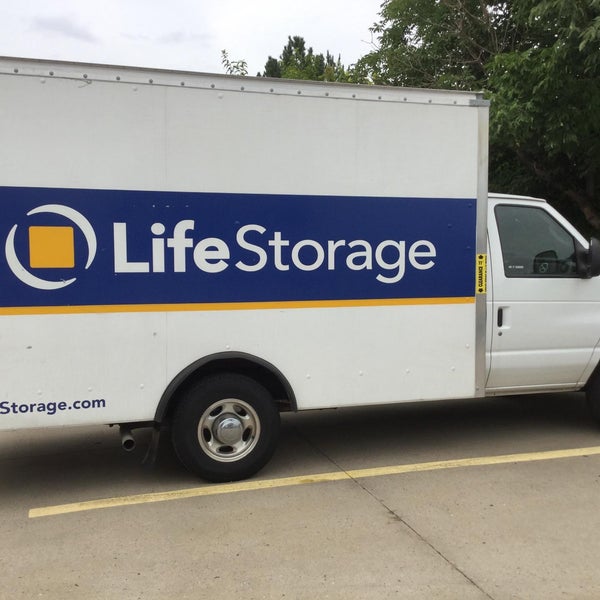 Life Storage Storage Facility