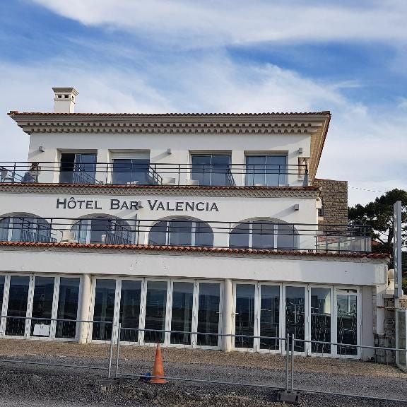รูปภาพถ่ายที่ Hôtel Valencia โดย Business o. เมื่อ 5/24/2020