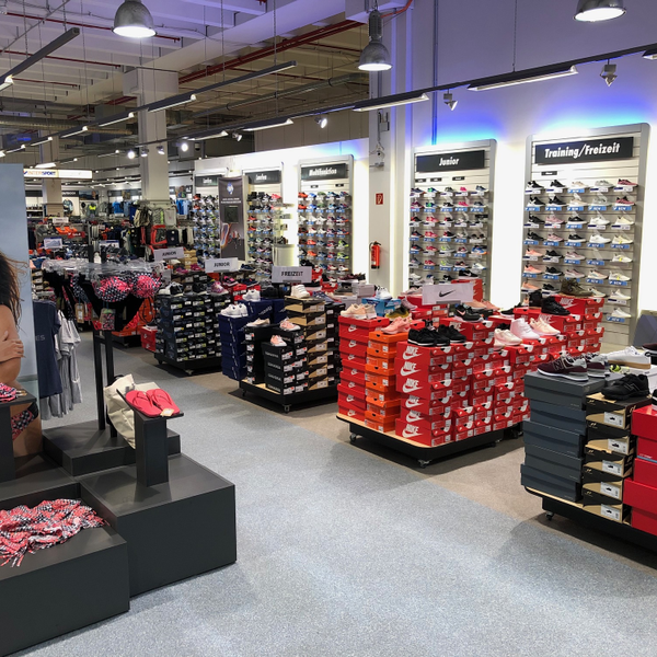 waterfront nike store
