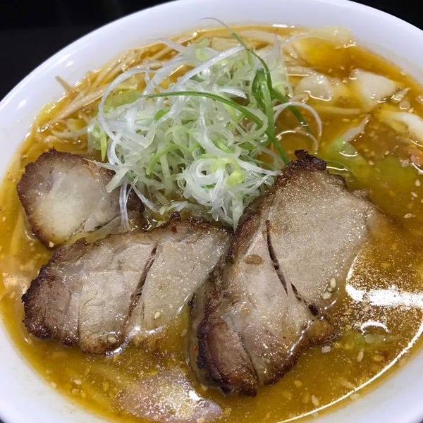 Foto tirada no(a) Kin Asian Street Food por Business o. em 9/30/2019