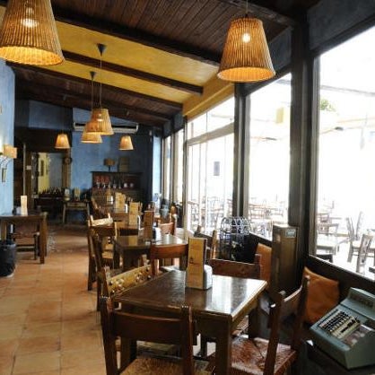 Foto diambil di Restaurante El Oasis oleh Business o. pada 6/18/2020