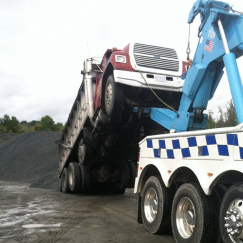 Brann's Wrecker Service Inc Moving Target in Roxboro