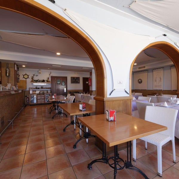 5/13/2020 tarihinde Business o.ziyaretçi tarafından Restaurant Club Nàutic Portocolom'de çekilen fotoğraf
