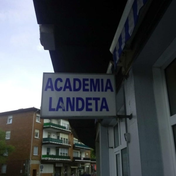 2/16/2020에 Business o.님이 Academia Landeta에서 찍은 사진