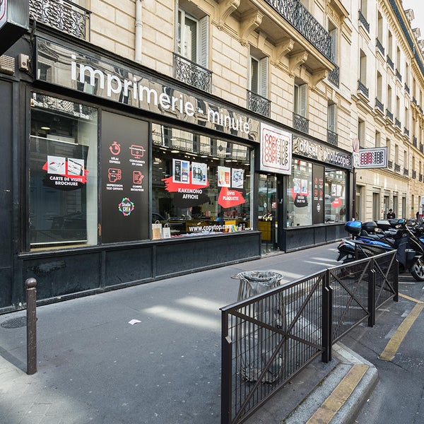 Снимок сделан в COPY-TOP Le Peletier - Châteaudun / Imprimerie Paris 9ème пользователем Business o. 7/26/2019