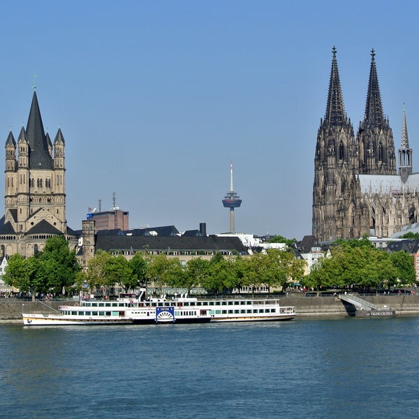 Köln flohmarkt rheinufer