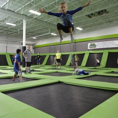 Foto scattata a Zero Gravity Trampoline Park da Business o. il 9/18/2019