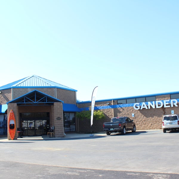 Gander RV & Outdoors of Oxford Automotive Shop