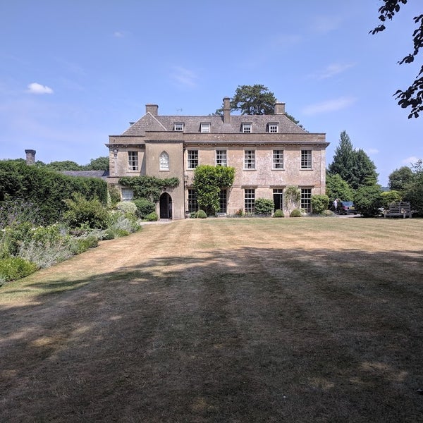 Foto diambil di Babington House oleh Business o. pada 8/28/2019