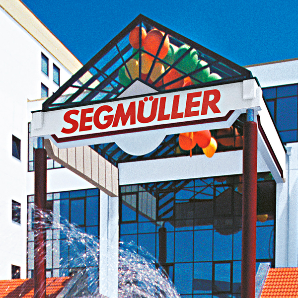 Foto diambil di Segmüller oleh Business o. pada 8/22/2017