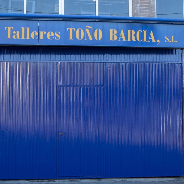 6/16/2020にBusiness o.がTalleres Toño Barciaで撮った写真