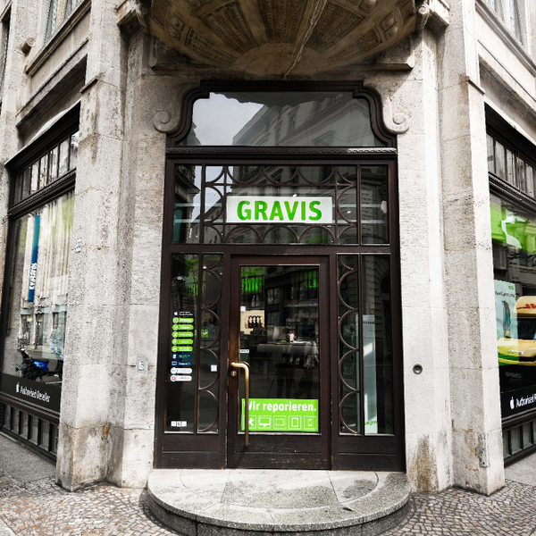 Photo taken at GRAVIS by Business o. on 2/26/2020