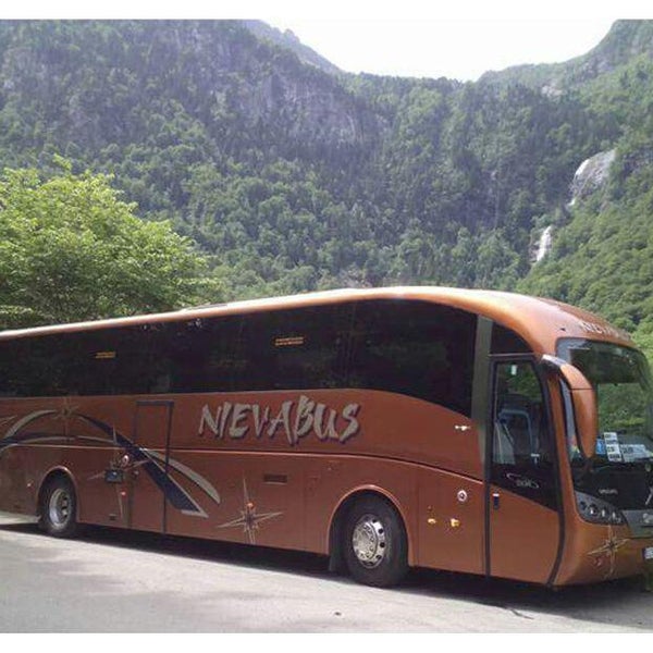 Foto scattata a Autocares y Microbuses Nievabus da Business o. il 6/16/2020