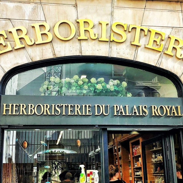 5/8/2020 tarihinde Business o.ziyaretçi tarafından Herboristerie du Palais Royal'de çekilen fotoğraf