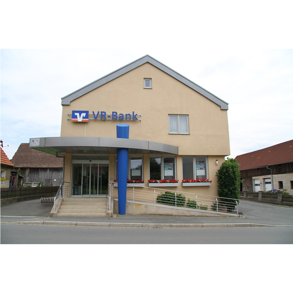 Photos At Vr Bank Bayreuth Hof Eg Filiale Mistelgau Bank