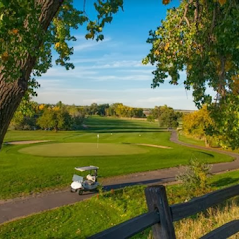 Foto tirada no(a) Applewood Golf Course por Business o. em 10/3/2019