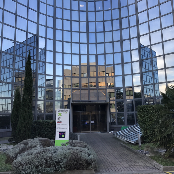 Photos At Bureau Veritas Construction Construction Landscaping In Romainville
