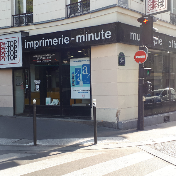 Photo taken at COPY-TOP Papillon - La Fayette / Imprimerie Paris 9ème by Business o. on 7/25/2019