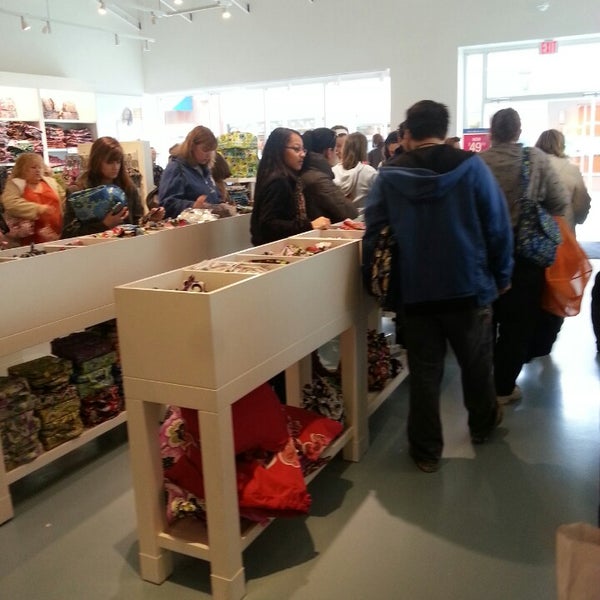 Vera Bradley Factory Outlet Pottstown, PA
