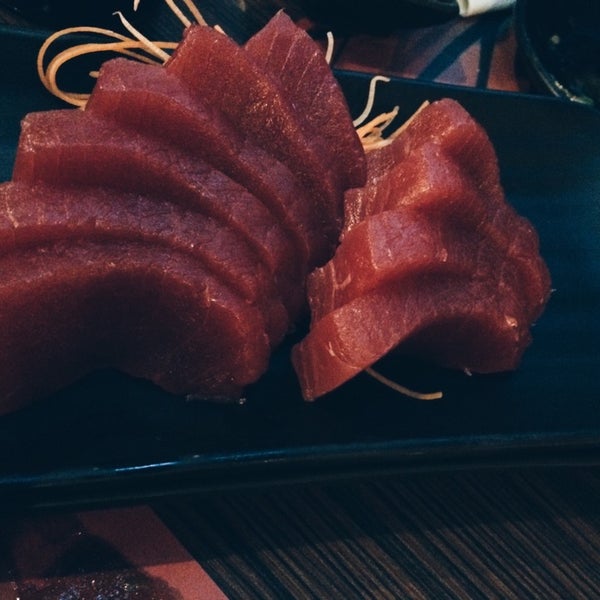 12/1/2014 tarihinde Marina O.ziyaretçi tarafından Kyoto Sushi &amp; Grill'de çekilen fotoğraf