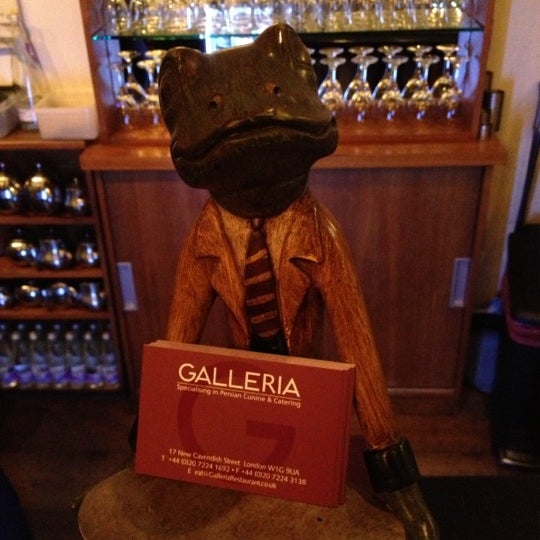 10/30/2012にJakhongir N.がGalleria Restaurantで撮った写真