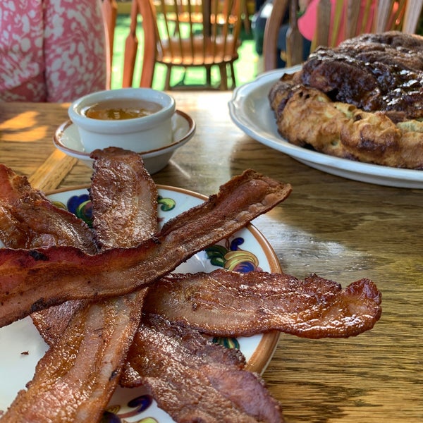 Oak Table Cafe American Restaurant in Sequim