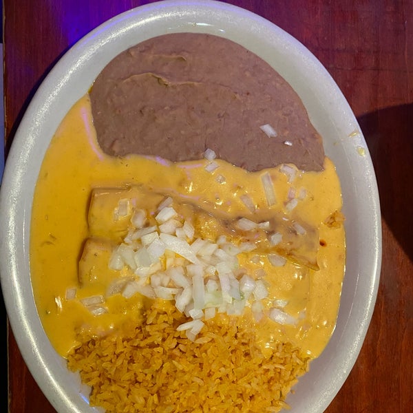รูปภาพถ่ายที่ Ojeda&#39;s Mexican Restaurant โดย Kristie A. เมื่อ 11/13/2020