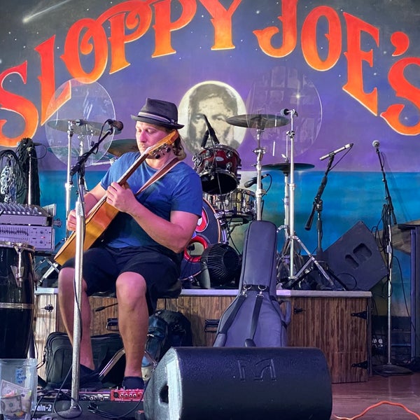 Photo taken at Sloppy Joe&#39;s Bar by Pieter T. on 3/26/2022