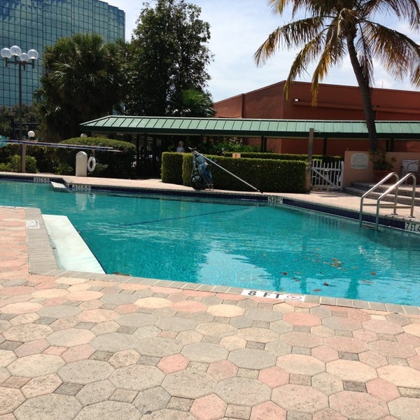 Photo taken at Courtyard by Marriott Fort Lauderdale East by Eddie P. on 4/3/2013