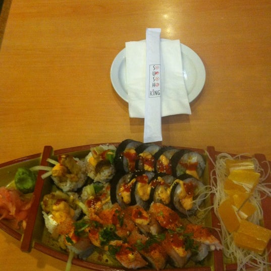 Photo taken at Sushi King by Karl L. on 10/23/2012