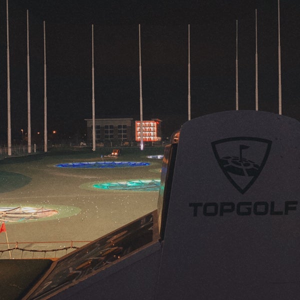 Foto diambil di Topgolf oleh AD pada 11/26/2020