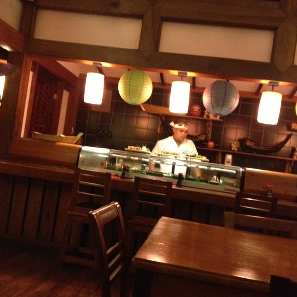 Photo taken at Restaurante Sakura by Jesus A. on 1/22/2013