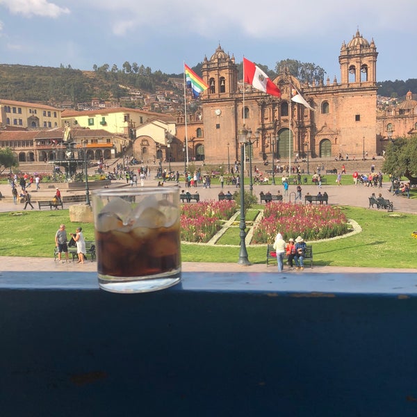 Снимок сделан в Cappuccino Cusco Cafe пользователем Tessa J. 9/30/2018