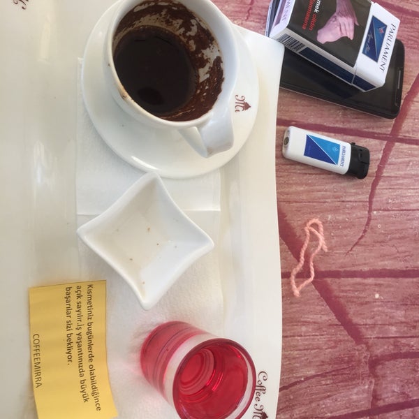 รูปภาพถ่ายที่ Coffee Mırra โดย Dr Dt Mehmet 🇹🇷T.C❤️💛 🇹🇷 . เมื่อ 11/3/2017