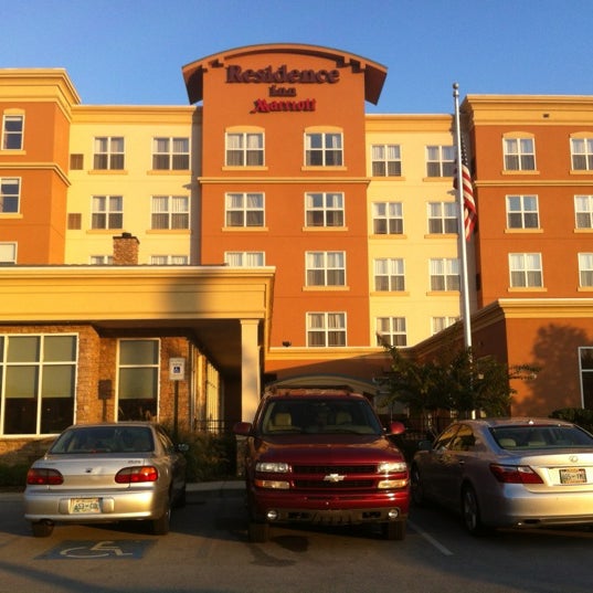 Снимок сделан в Residence Inn by Marriott Chattanooga Near Hamilton Place пользователем AMR L. 10/26/2012