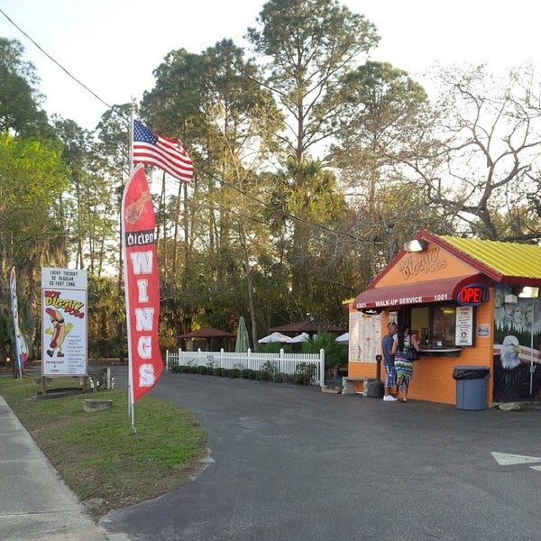 Hot Diggity Dogs 5 tips from 75 visitors