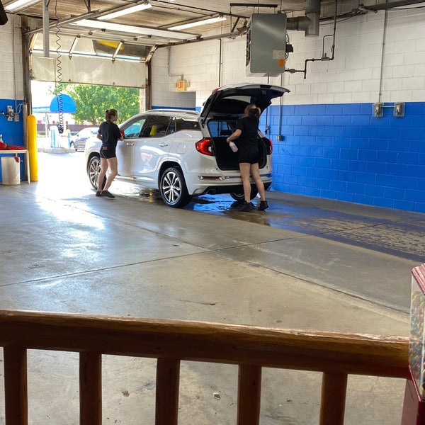 Blue Velvet Car Wash 5 tips