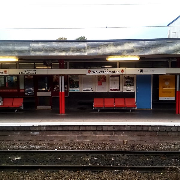 Photo taken at Wolverhampton Railway Station (WVH) by nowhere on 9/13/2017