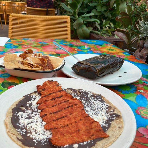 5/5/2022 tarihinde Dominic M.ziyaretçi tarafından Guelaguetza Restaurant'de çekilen fotoğraf