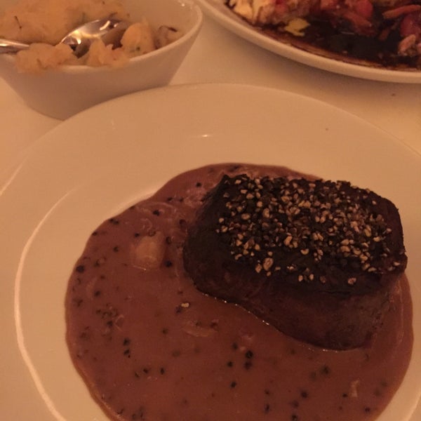 Photo taken at Old Homestead Steakhouse by J9 П. on 1/11/2019